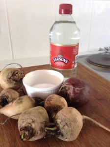 Pink pickled turnips